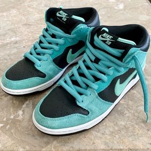 Nike SB Dunk Mid Size 8.5